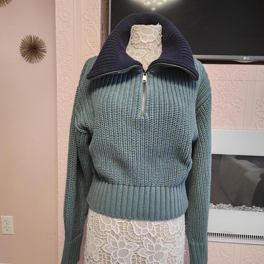 Flawless Athleta teal navy heavy unique sweater M